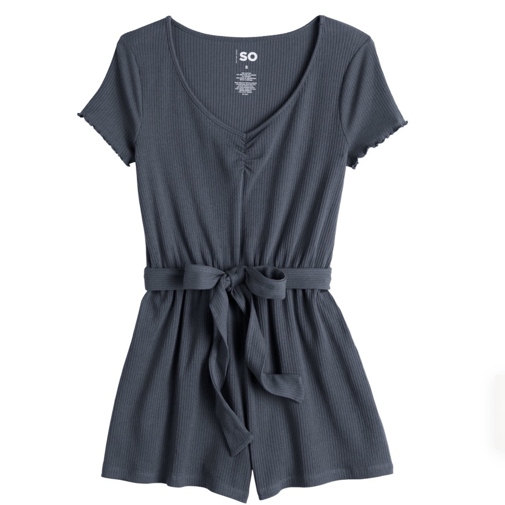 SO brand gray romper with tie front #e11